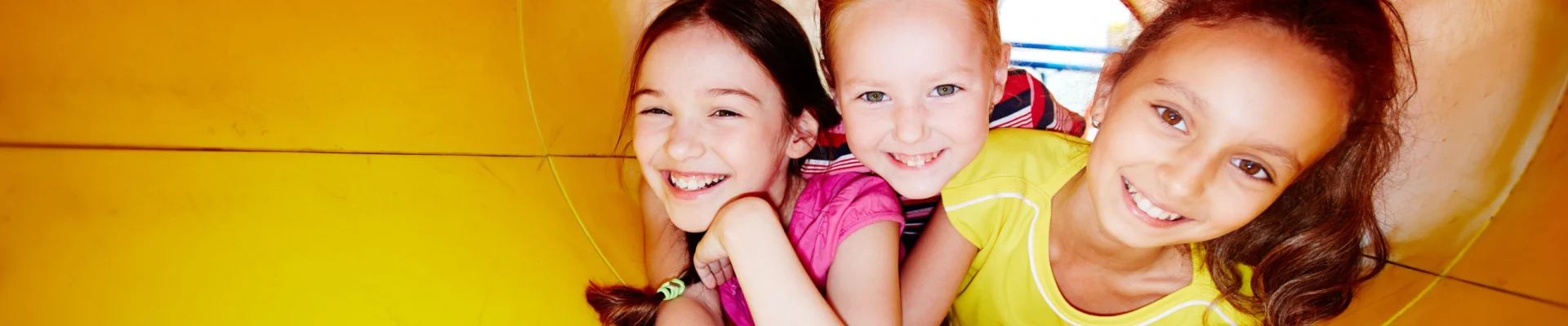 Que disent vos dents de lait sur votre avenir orthodontique ?