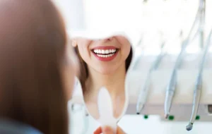 Pourquoi les traitements orthodontiques durent plusieurs mois (ou années) ?